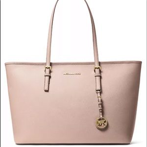 Michael Kors Jet Set medium soft pink tote